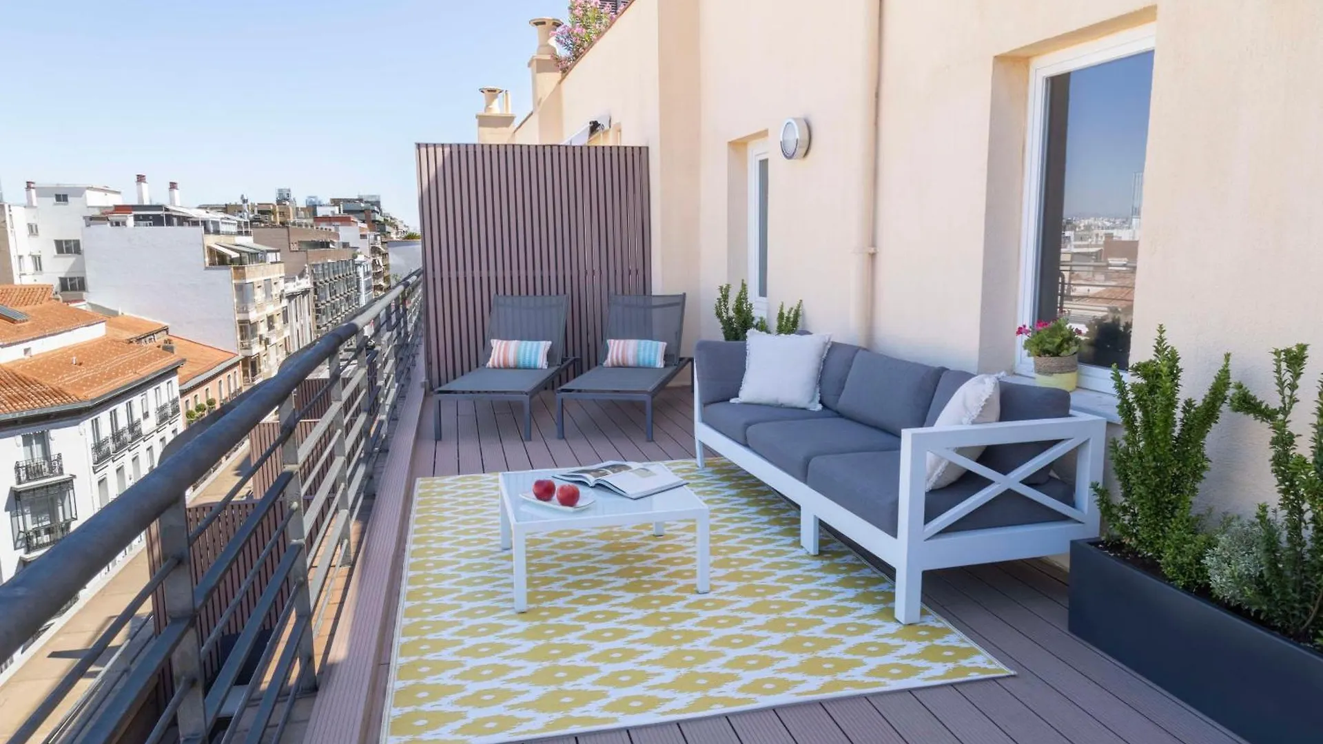 7 Hoteles Céntricos en Salamanca, Madrid que Vale la Pena Reservar