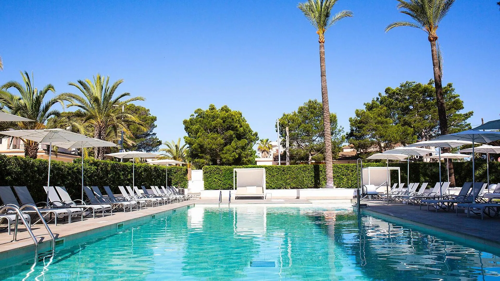 6 Hoteles de Playa Junto a S'Albufera que Vale la Pena Reservar
