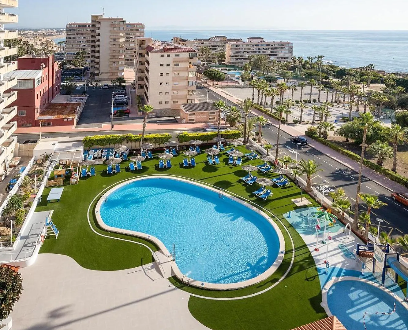 6 Hoteles Baratos cerca de Playa de La Mata que Vale la Pena