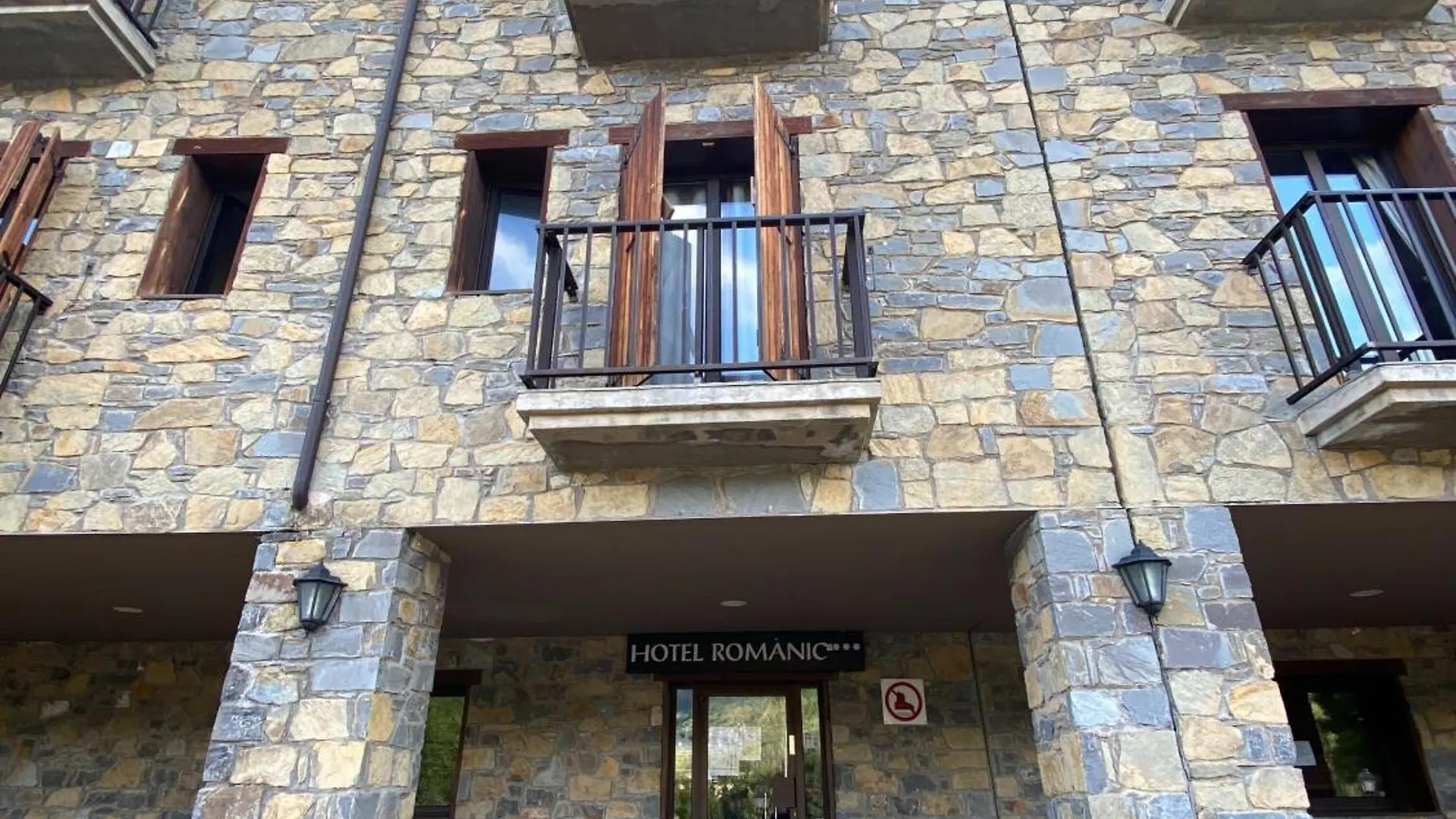 15 Hoteles Familiares en Cataluña que Vale la Pena Reservar