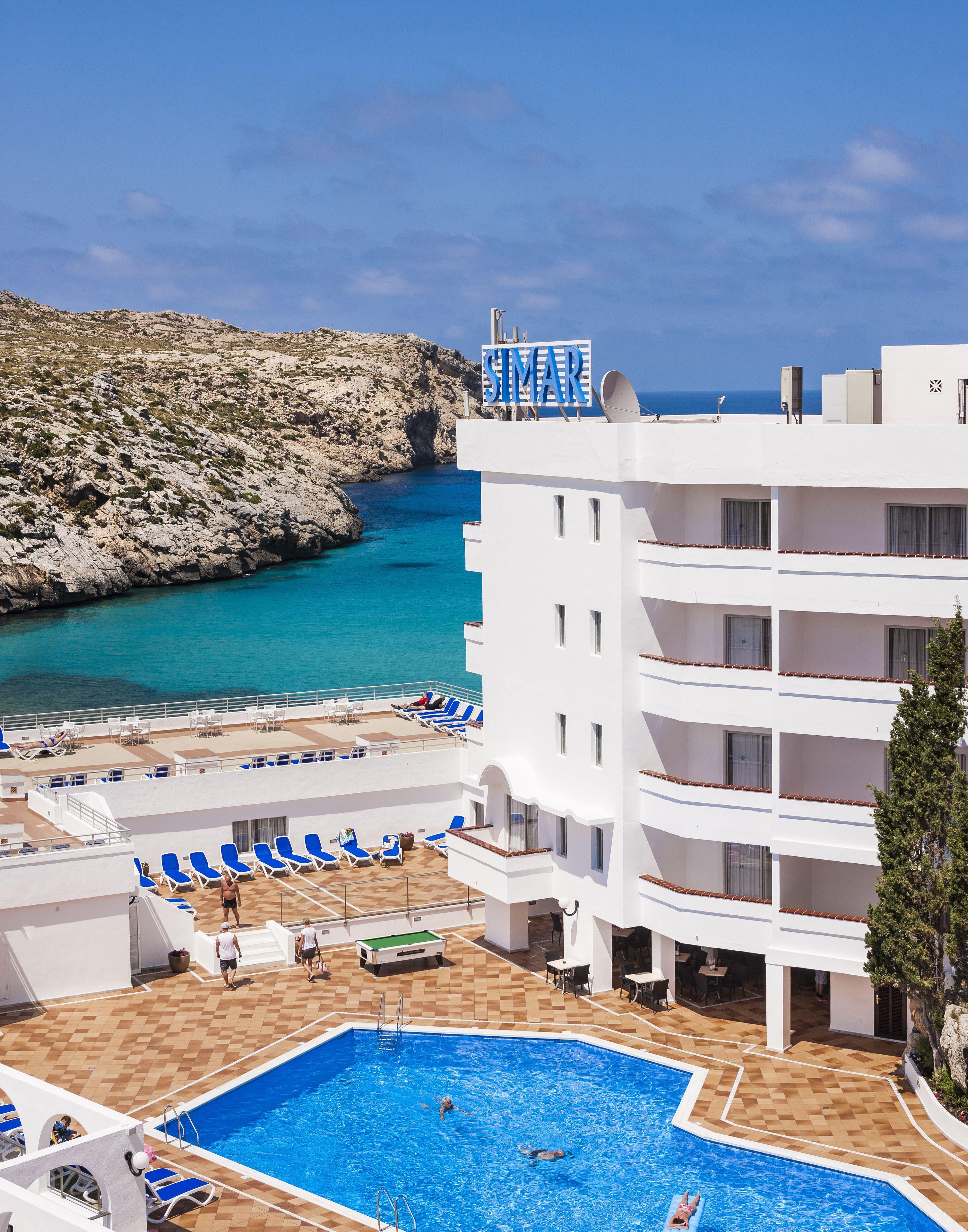 4 Hoteles de Playa Cerca de la Porta del Moll que Vale la Pena Reservar