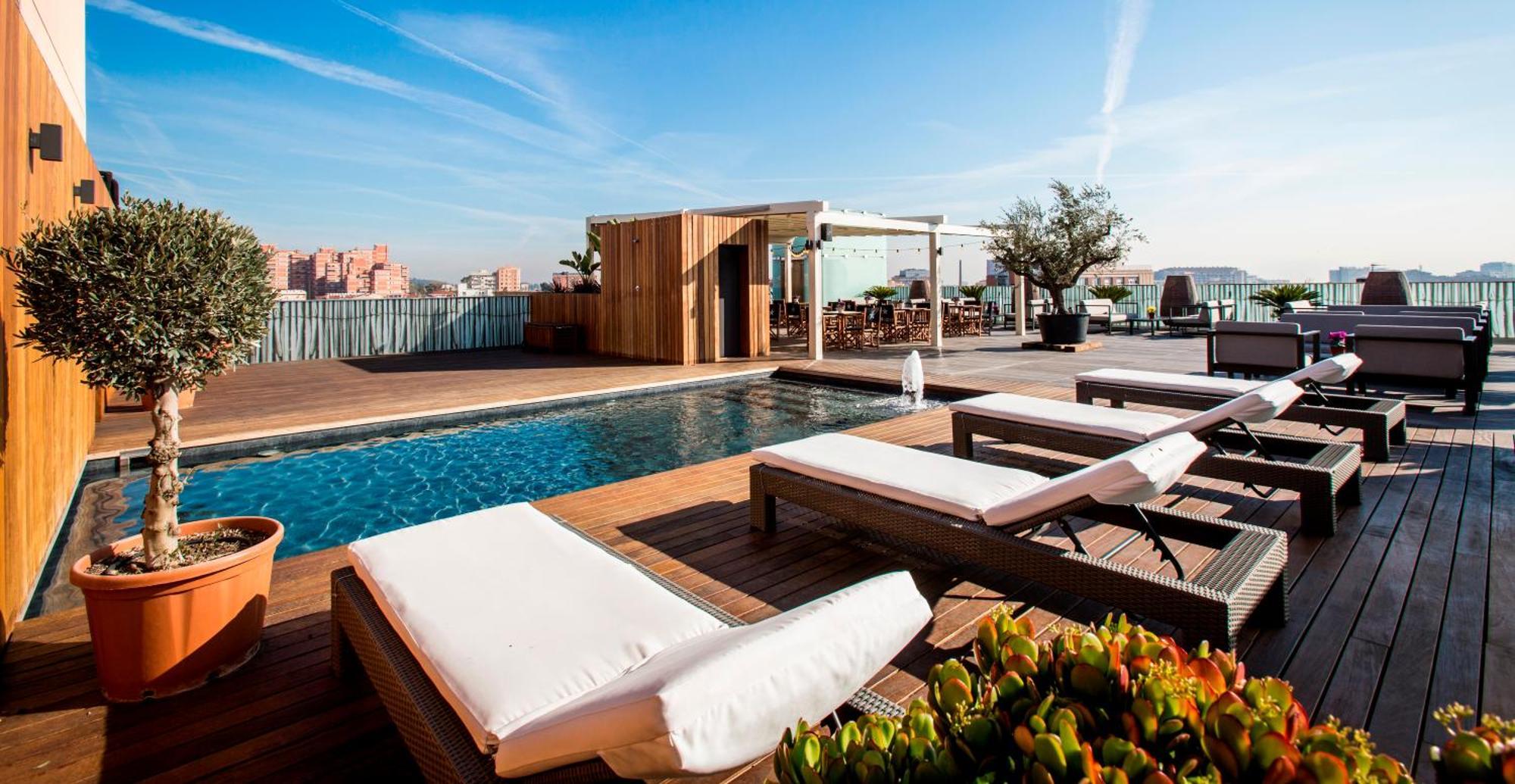 4 Hoteles Económicos Cerca de L'esplai la Baldufa, Sabadell